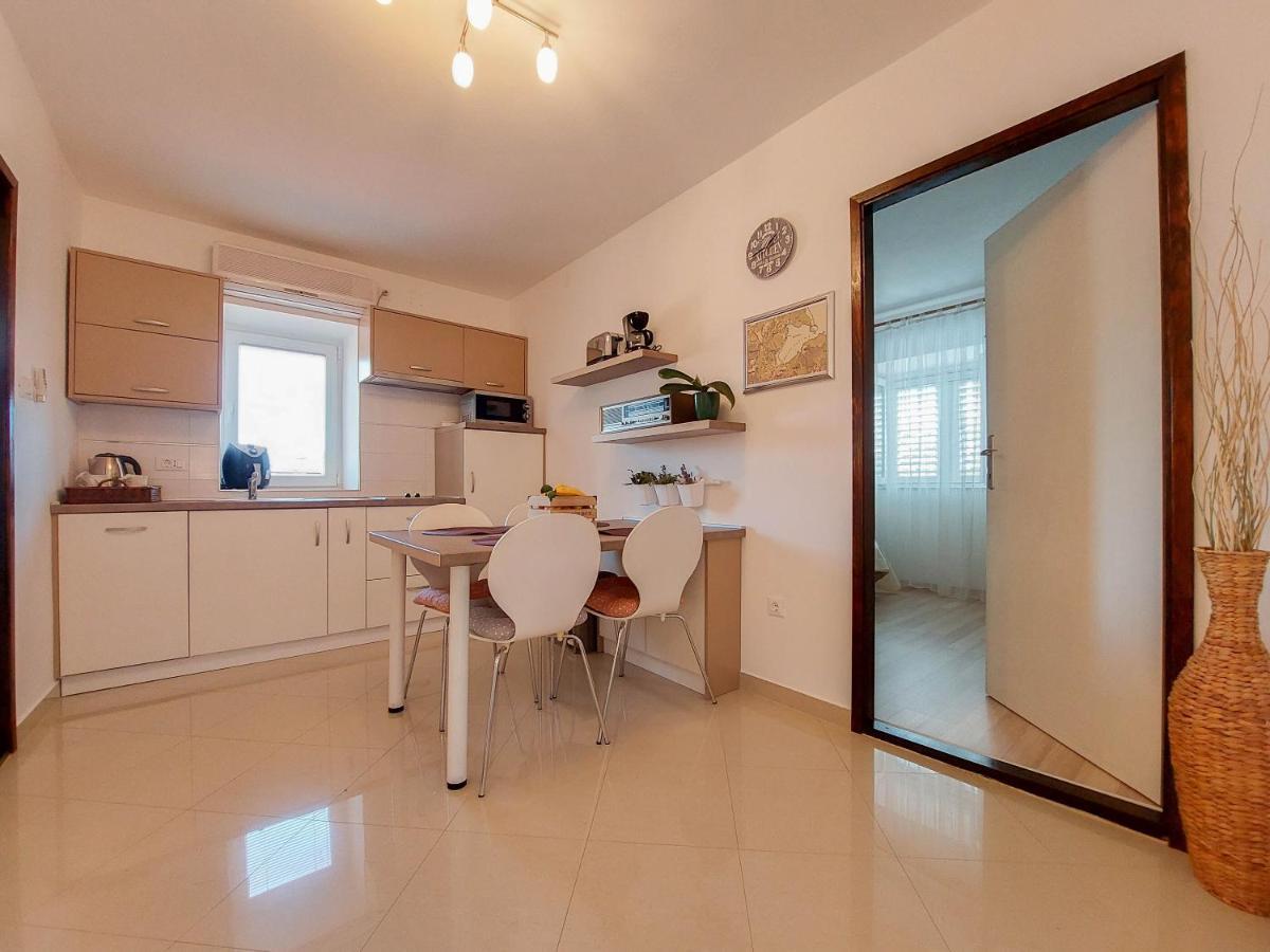 Apartment Marino Čižići Buitenkant foto